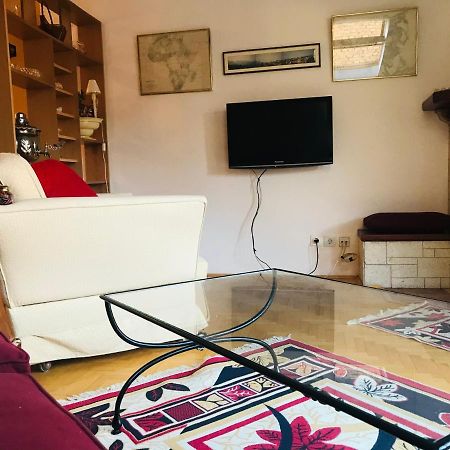 شقة Apartman Simple سراييفو المظهر الخارجي الصورة